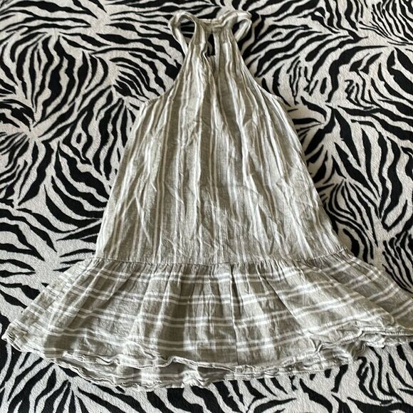 BCBGeneration grey white striped halter linen beach summer vacation dress - Picture 6 of 10